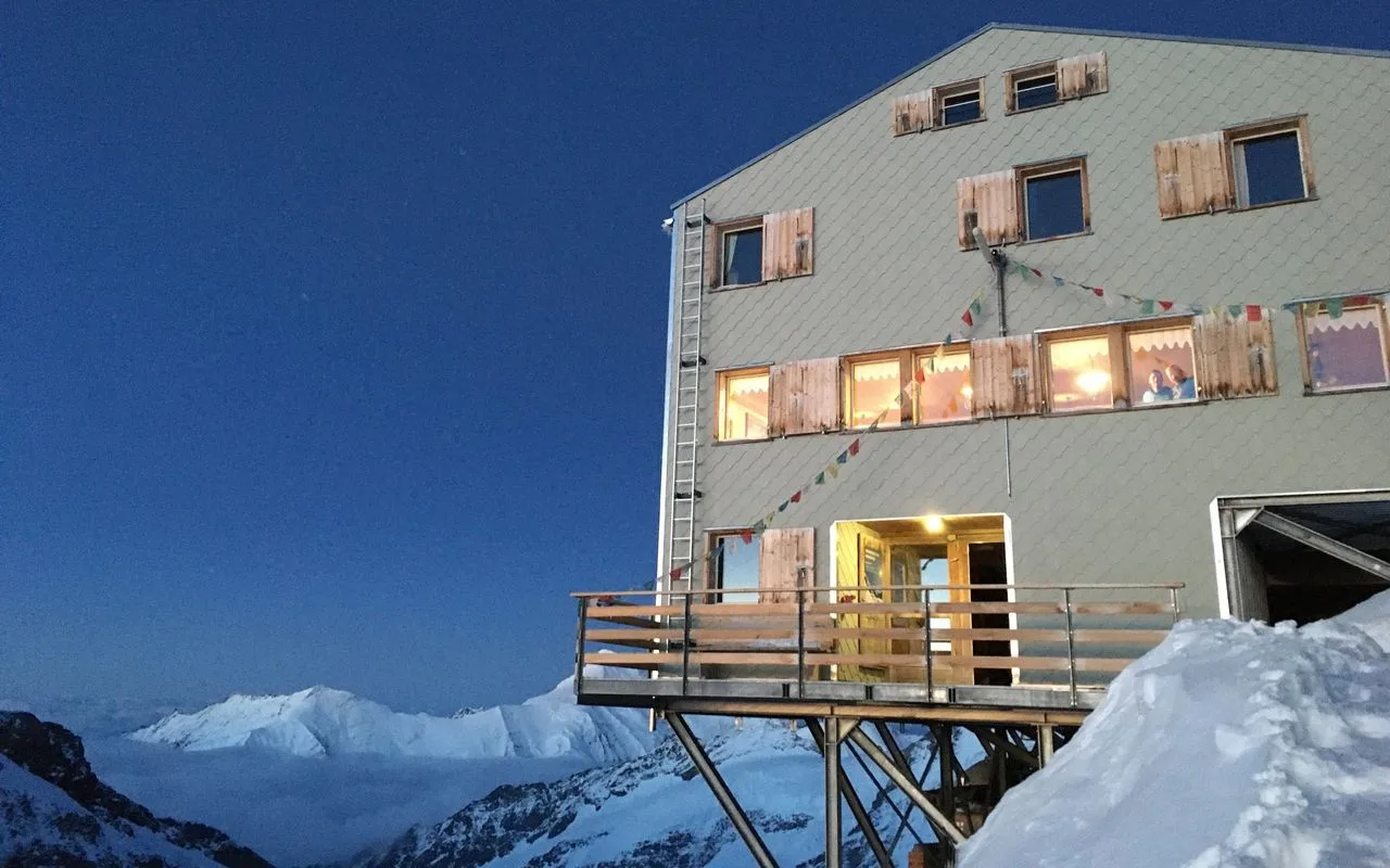 Mönchsjochhütte