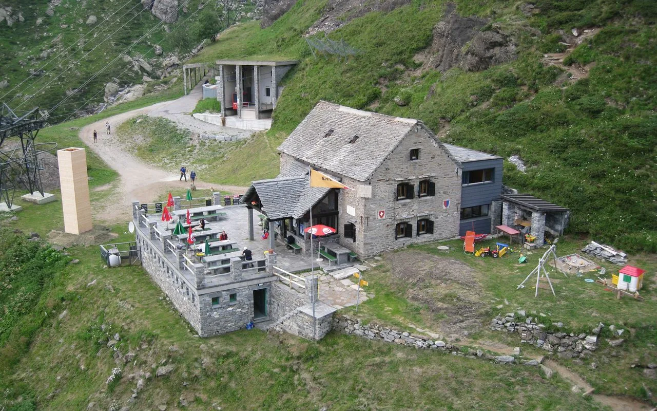 Capanna Basodino (Robiei)