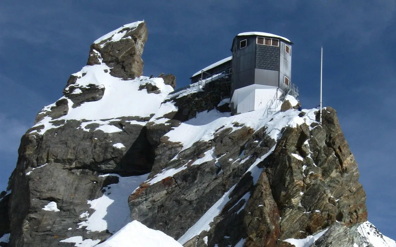 Cabane de Bertol