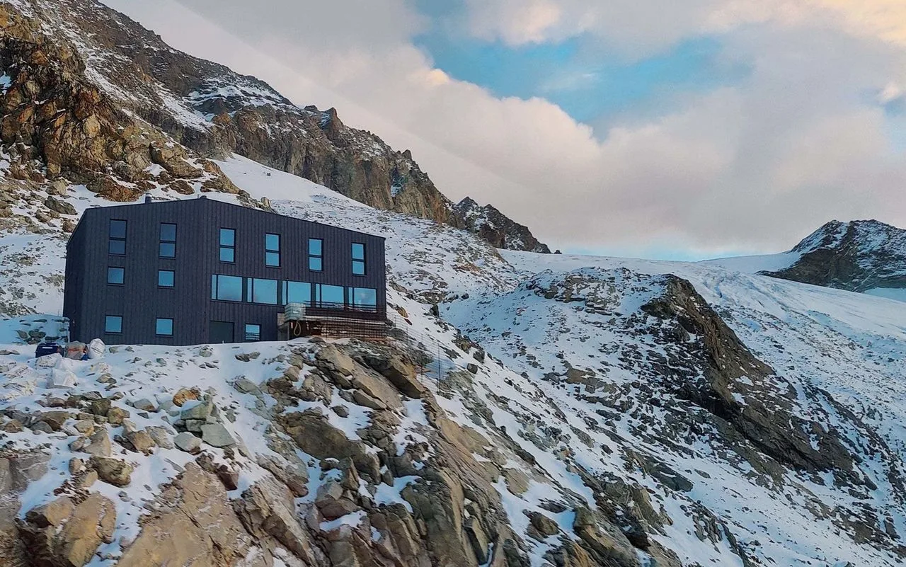 Rothornhütte