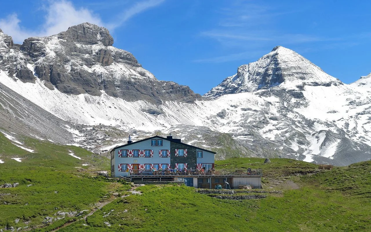 Rugghubelhütte