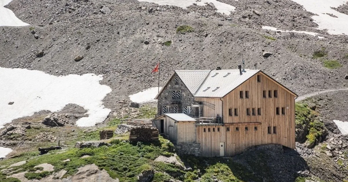 Wildhornhütte