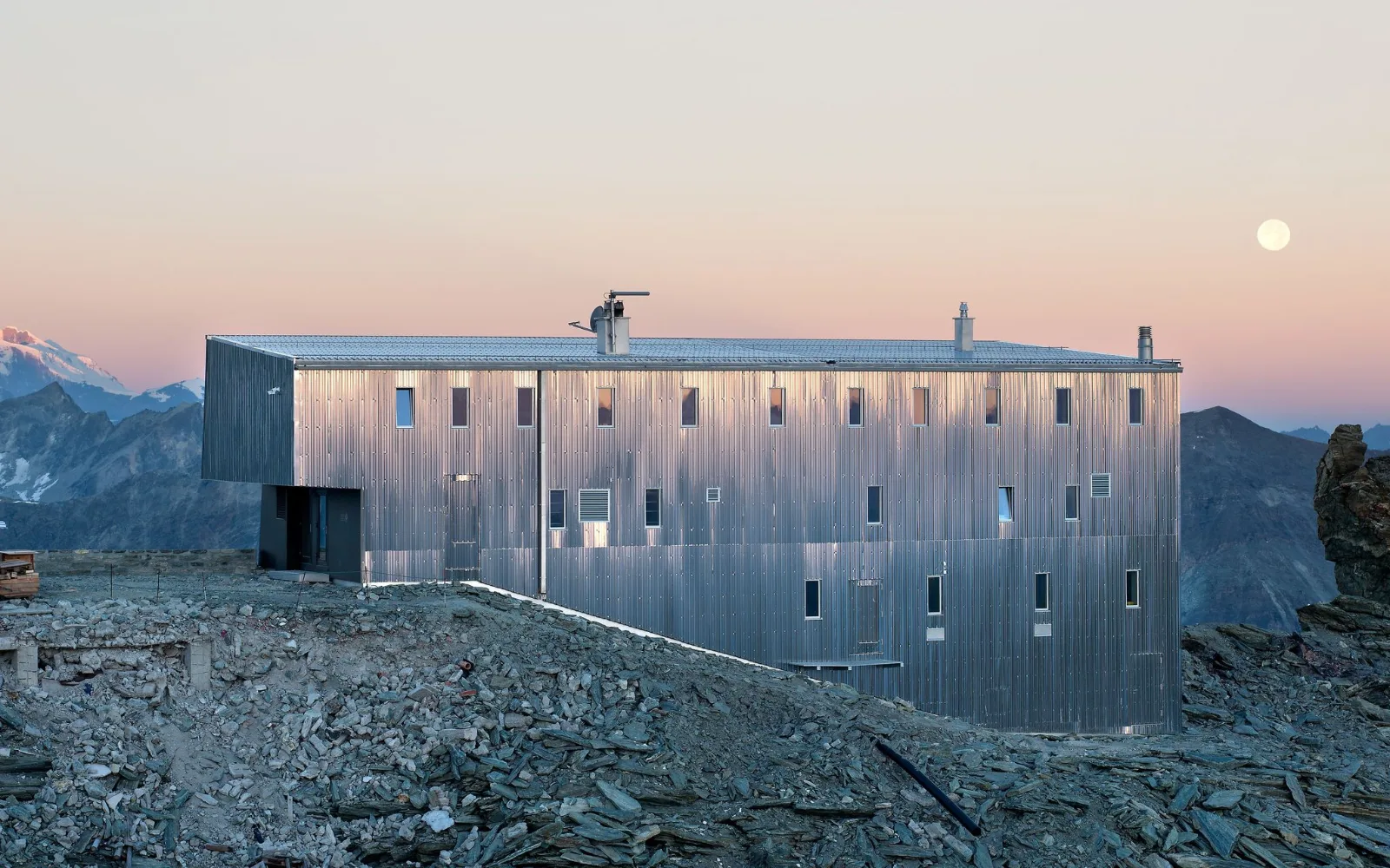 Cabane de Tracuit